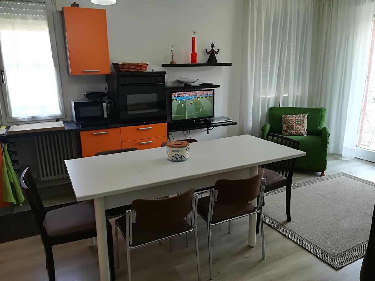Sweet Irene Deluxe Apartment Бардолино Екстериор снимка